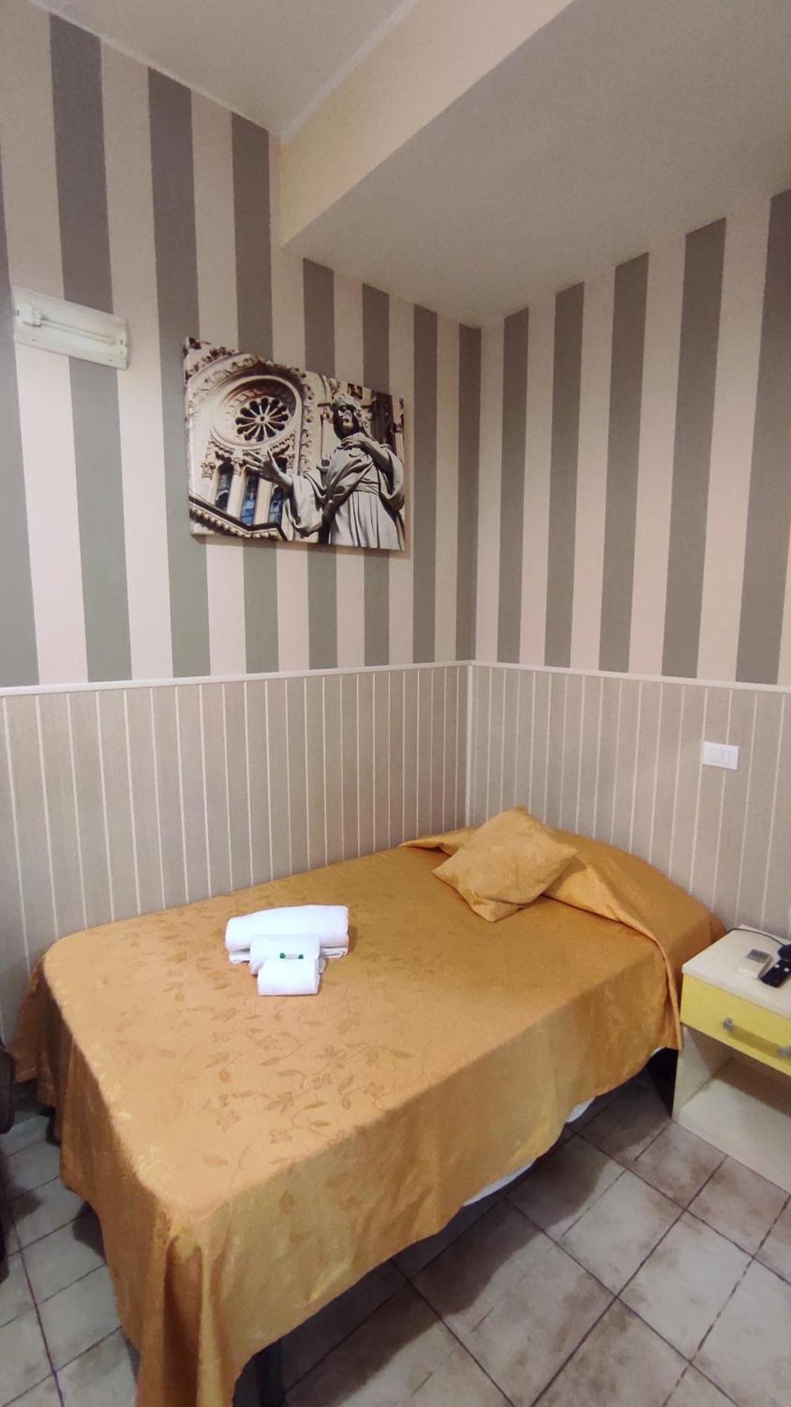 Abacus Hotel Реджо ди Калабрия Стая снимка