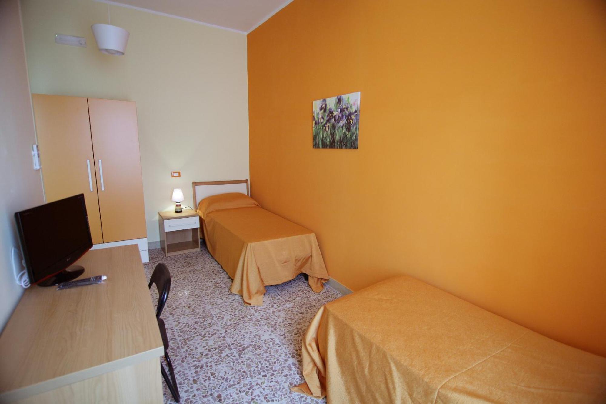 Abacus Hotel Реджо ди Калабрия Стая снимка